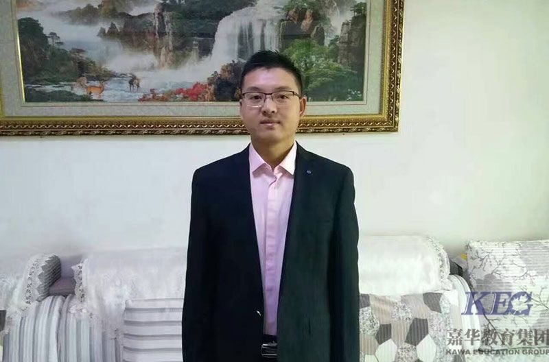 從廠工到文職，他學(xué)這個(gè)月薪近萬